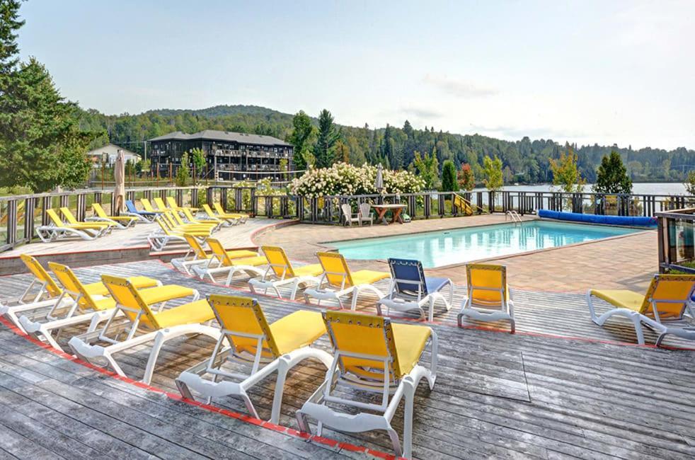 Quiet Condo On Ground Floor Steps To The Lake Lac-Superieur Exterior foto