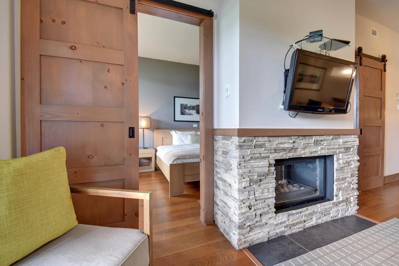 Quiet Condo On Ground Floor Steps To The Lake Lac-Superieur Exterior foto